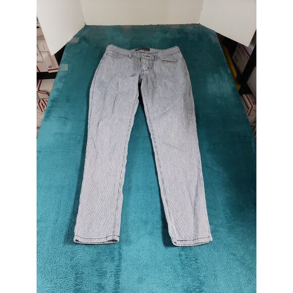 Levis Jeans Size 4 Womens Blue Striped Stretch Pants Denim Mid Rise Cropped - Picture 1 of 15